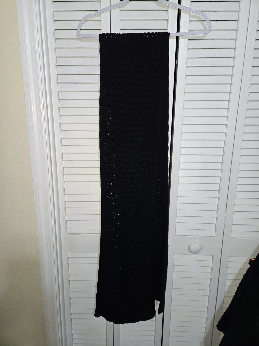 Dillards Black Crochet/Knit Scarf